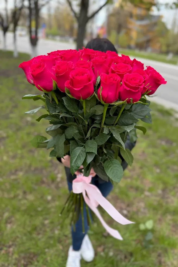 Акция!!! Импортные розы "Готча" 70см. При покупке от 31 штуки.