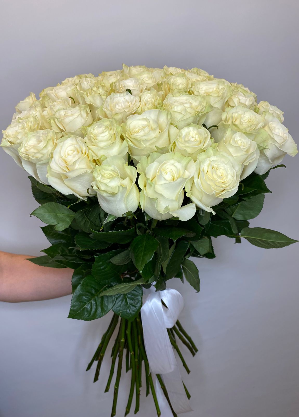 35 импортных роз "Мондиаль" 70см