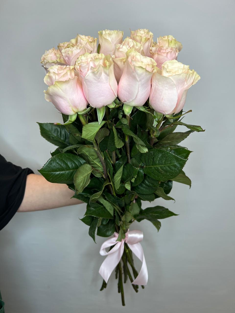 15 импортных роз "Пинк Мондиаль" 70 см.